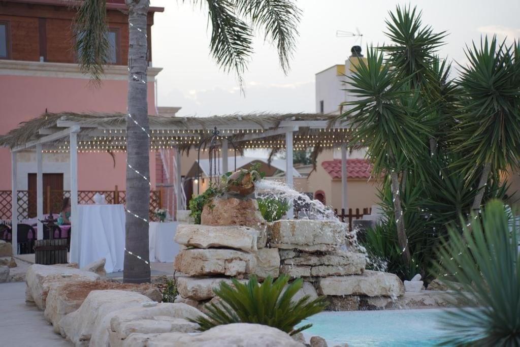 Il Germoglio Hotel Bisceglie Ngoại thất bức ảnh